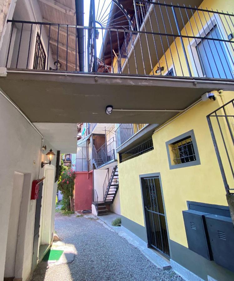 Nicolaus Sesto Calende Exterior foto